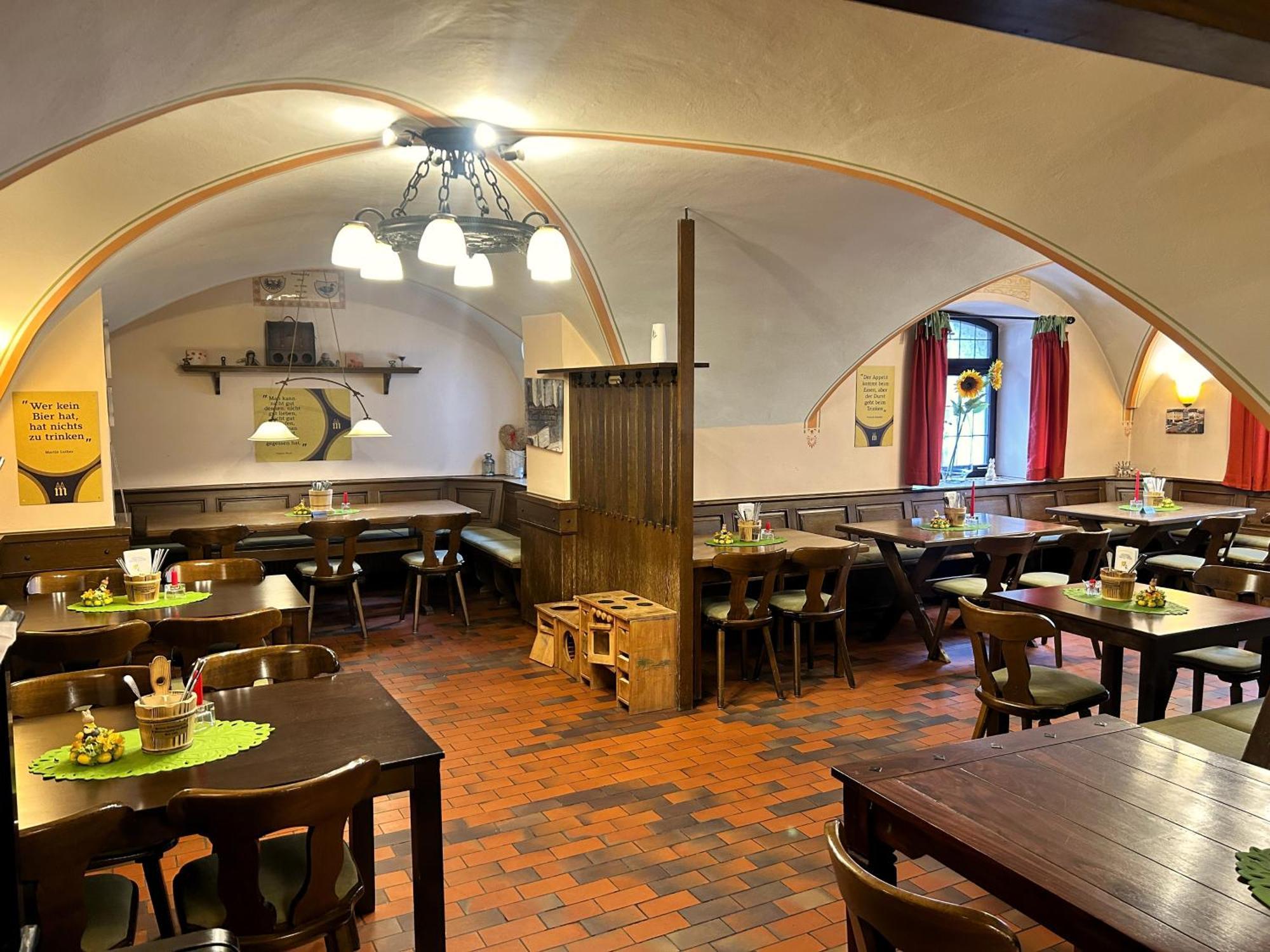 Brauereigasthof Zur Muenz Seit 1586 Günzburg Exterior foto